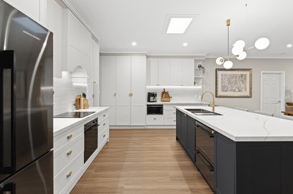 BLUE AND WHITE KITCHEN